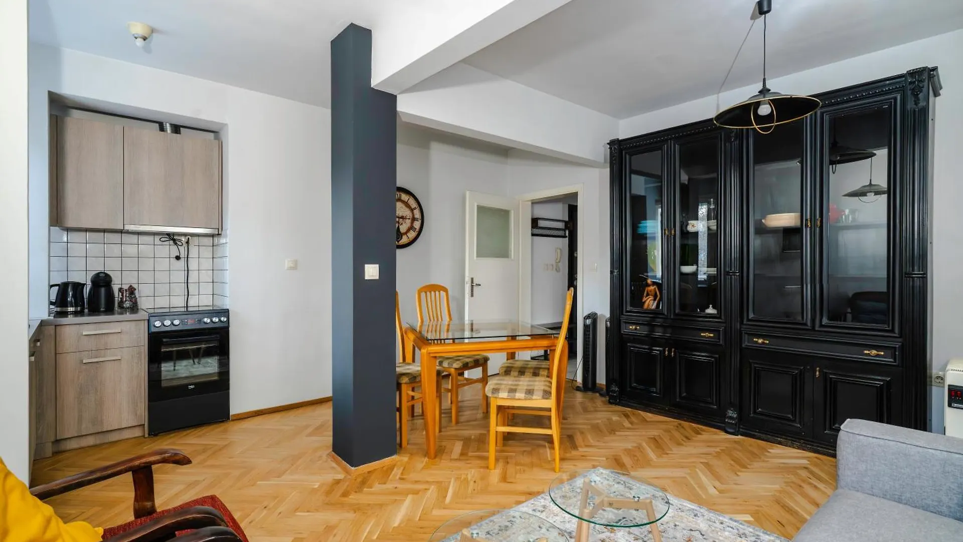 Colorful 2Bd Apartment Next To Serdika Center By Flat Mаnager Sofía